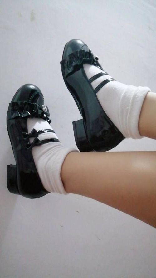 正品驗證指南 從“小甜柚”到“廠原”，lo鞋的真偽與洗燙服務解析